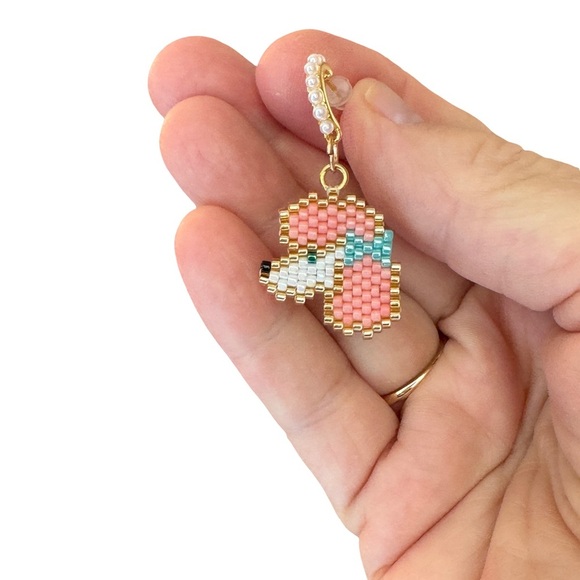 Hand crafted beaded pink poodle earrings whimsical art deco gift - Picture 6 of 6